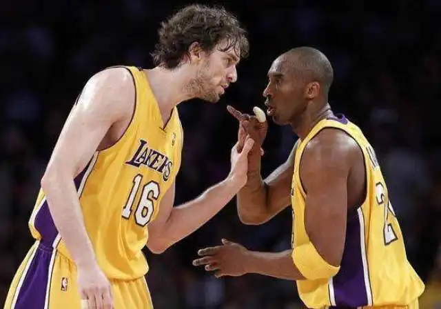  nba各位置历史前10人现役一个第一,一个第二,一个第三,中锋