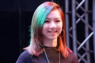  邓紫棋艺名版权事件后首次发博,强硬宣布自己就是邓紫棋