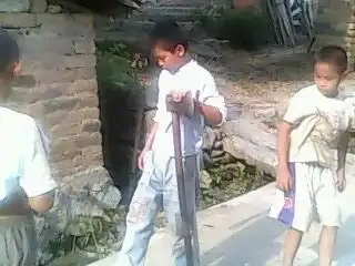  谁帮忙看看啊这qq表情名字叫什么最好把这个qq表情下载包网址发一下