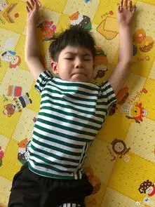 胡可晒安吉萌照大呼沾儿子光