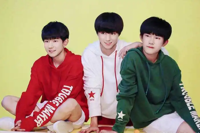 tfboys表情包我错了好男