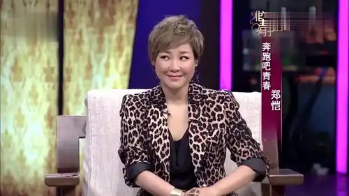  李小璐说郑恺喜欢的女生,还有王丽坤不停吐槽,郑恺的表情好搞笑