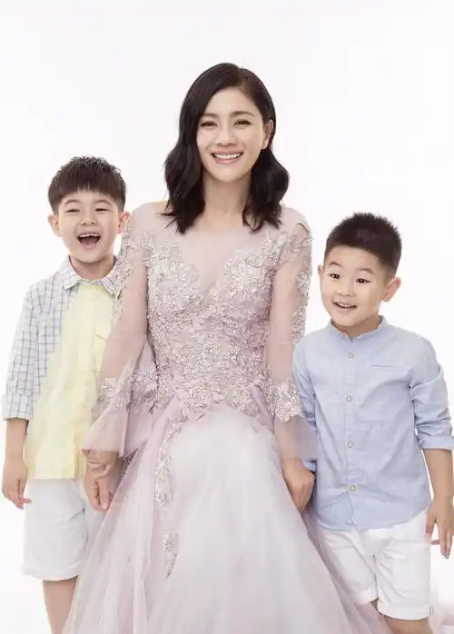  安吉小鱼儿胖了东北宋仲基变东北小浩然哈哈哈