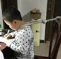  幽默搞笑段子集男友这个睡姿和表情,笑坏个人,哈哈哈