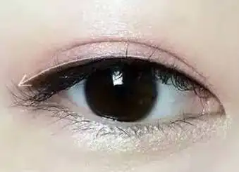  手把手教你几款最美日常妆,让你每天美美地出门