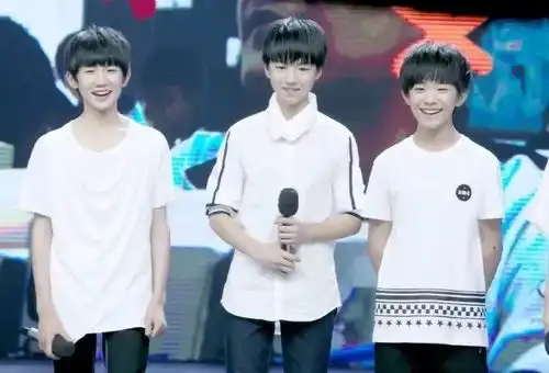 tfboys表情包我错了夕阳