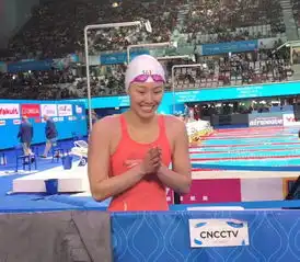  你误会了这样的女神明明可以靠颜值她却靠实力