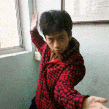  每日一笑妹子真是个性洒脱啊,吃个饭都这么的霸气呢