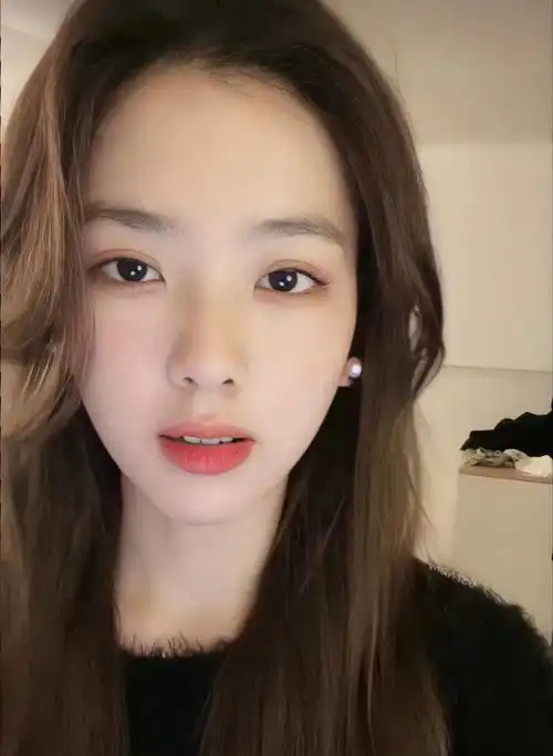  王思聪曾交往十四任女友,现竟变舔狗爱而不得就开撕,让他上头的女人有啥魔力