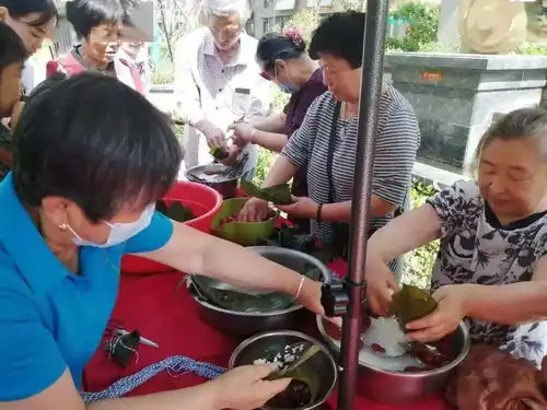  万浩物业浓情端午粽夏飘香