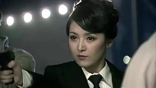  日军女特务还得意抓获夜鹰,岂知转身的那一刻,失望的表情亮了