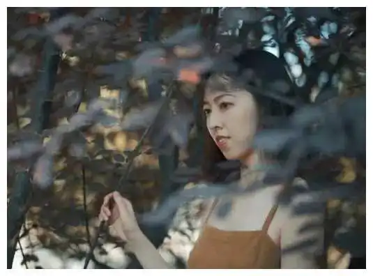  女人喜不喜欢你,通过这3个表情,就能一目了然
