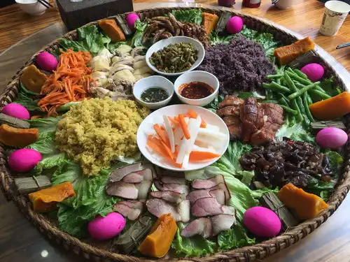  高考后,就去这几个人少景好,美食多物价还低的城市旅行吧