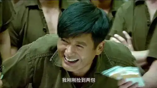  澳门风云非洲拍还能这么玩,发哥的魔术手才是重点,两包香烟秒变20包