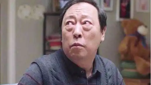  因长得太丑没考上中戏,演技力压吴秀波,59岁的他被苏大强榨干