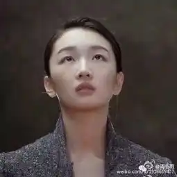  周冬雨的凝视马思纯的微笑互黑模式开启这些表情包真是一个比一个形象...
