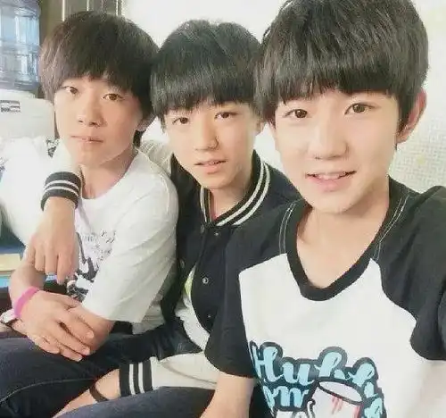  制造演员易烊千玺的幕后大佬