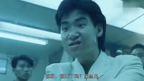 旺角卡门片段倒放效果,tony哥及小弟为乌蝇哥疗伤,乌蝇哥帮tony哥修车