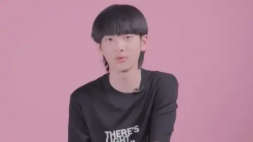  周震南问答环节张颜齐被黑,小哭包表情上线