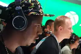  玩家们在e3上试玩游戏时的表情集玩家资讯
