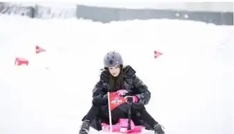  ji限挑战上演冰与火之歌滑雪为吃火锅