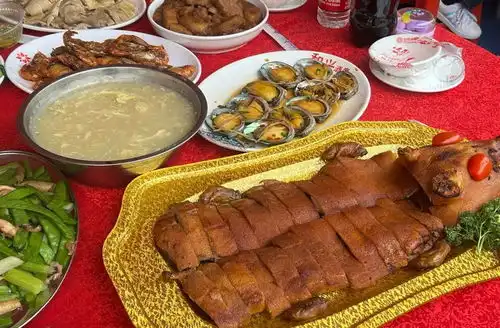  这个人均房东的广东村,粽子只送不卖,英国亲王都点赞